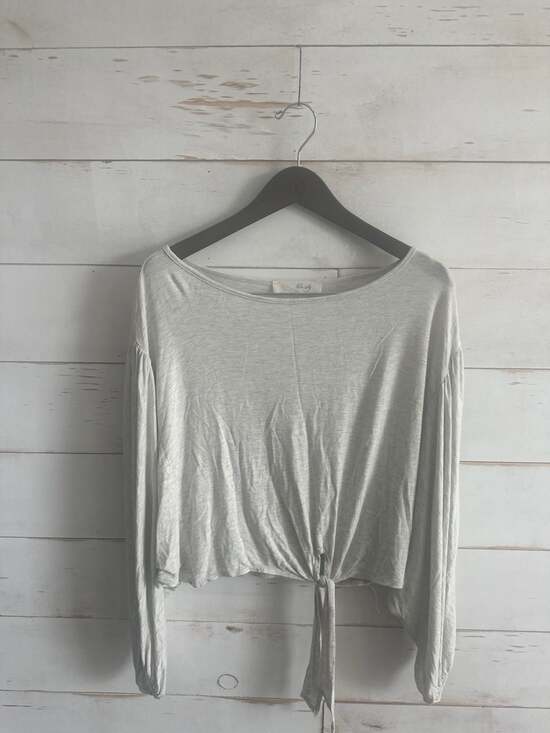 Lela Sky Tops - Lela Sky Heather Gray Tie-Front Long Sleeve Cropped Top